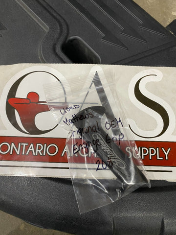 Used Mathews Original  OEM Engage Grip-Ontario Archery Supply